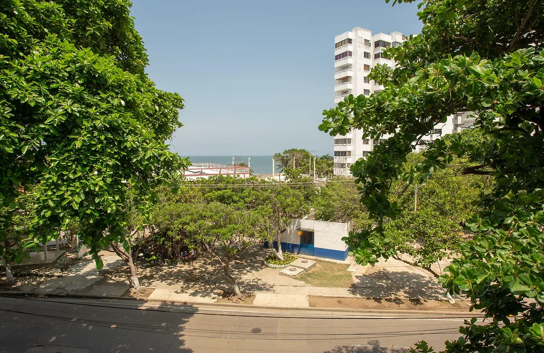 Hollywood Beach Suite-1